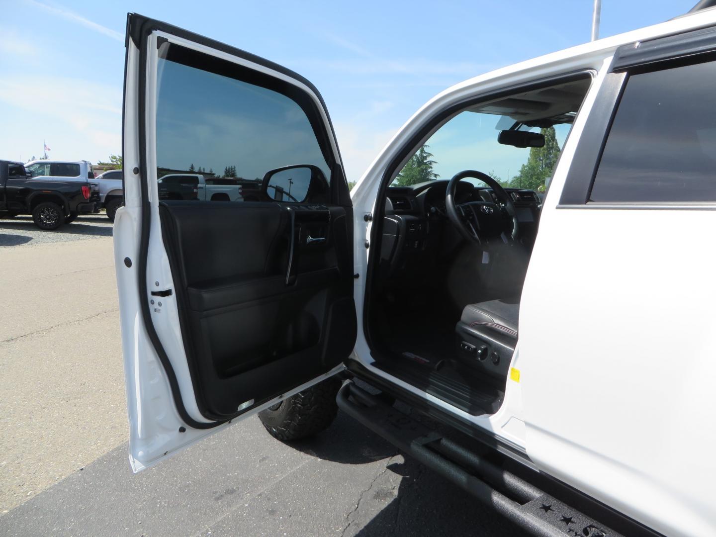 2019 White /black Toyota 4Runner TRD PRO 4WD (JTEBU5JR9K5) with an 4.0L V6 DOHC 24V engine, 5A transmission, located at 2630 Grass Valley Highway, Auburn, CA, 95603, (530) 508-5100, 38.937893, -121.095482 - TRD PRO 4Runner sitting on 17" SCS wheels, BFG KO2 tires, Tyger running boards, Roof Rack with ladder, and window tint. - Photo#12